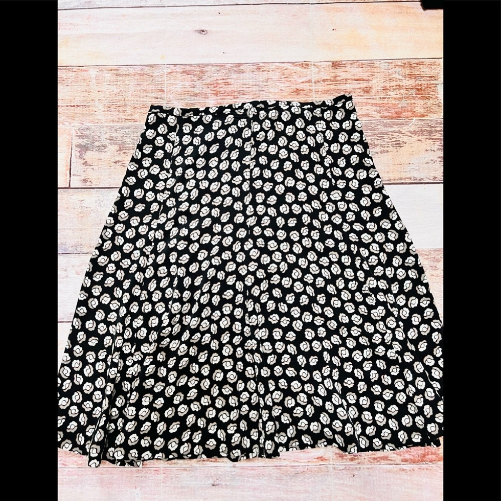 Diane Von Furstenberg‎ DVF Ballet Rose New black skirt size 4 NWT
